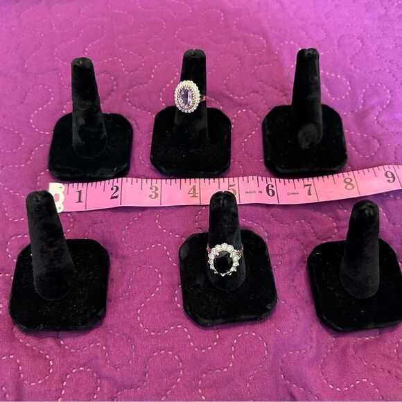 Black velvet ring holders square  with notch corners base - set of 6 - Picture 2 of 3